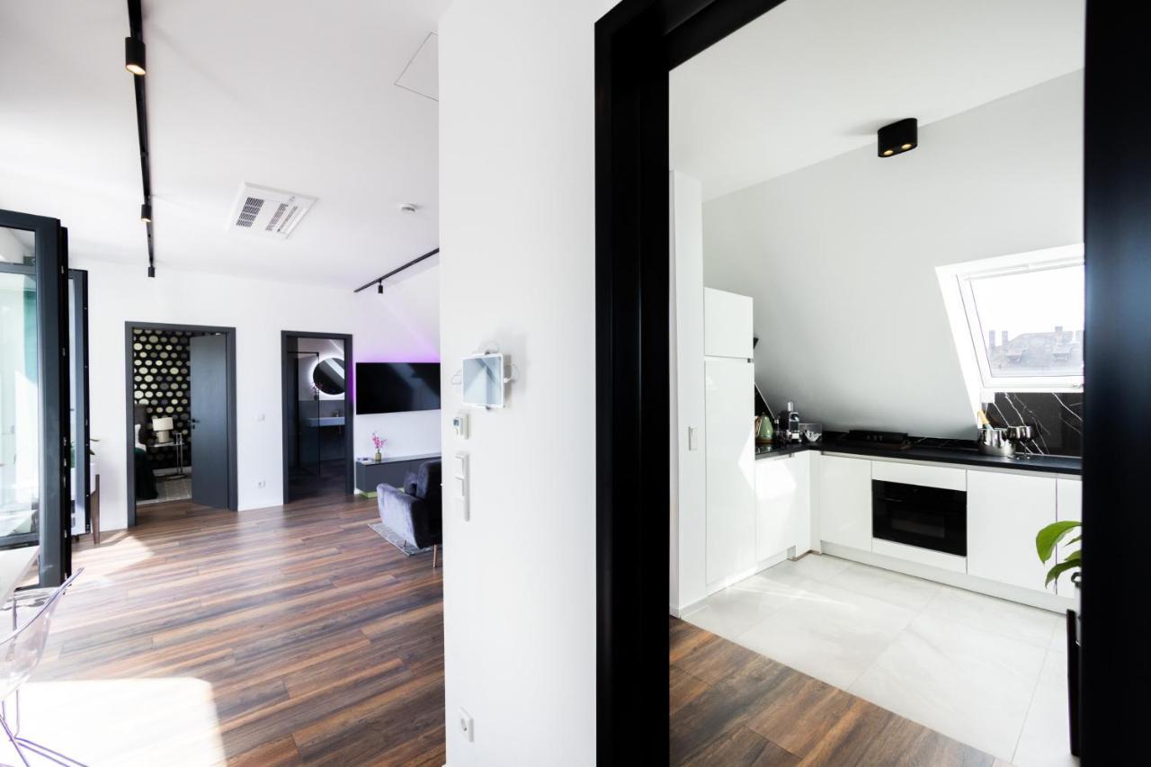 The Penthouse At Eco Smart Apartments Nürnberg Exteriör bild